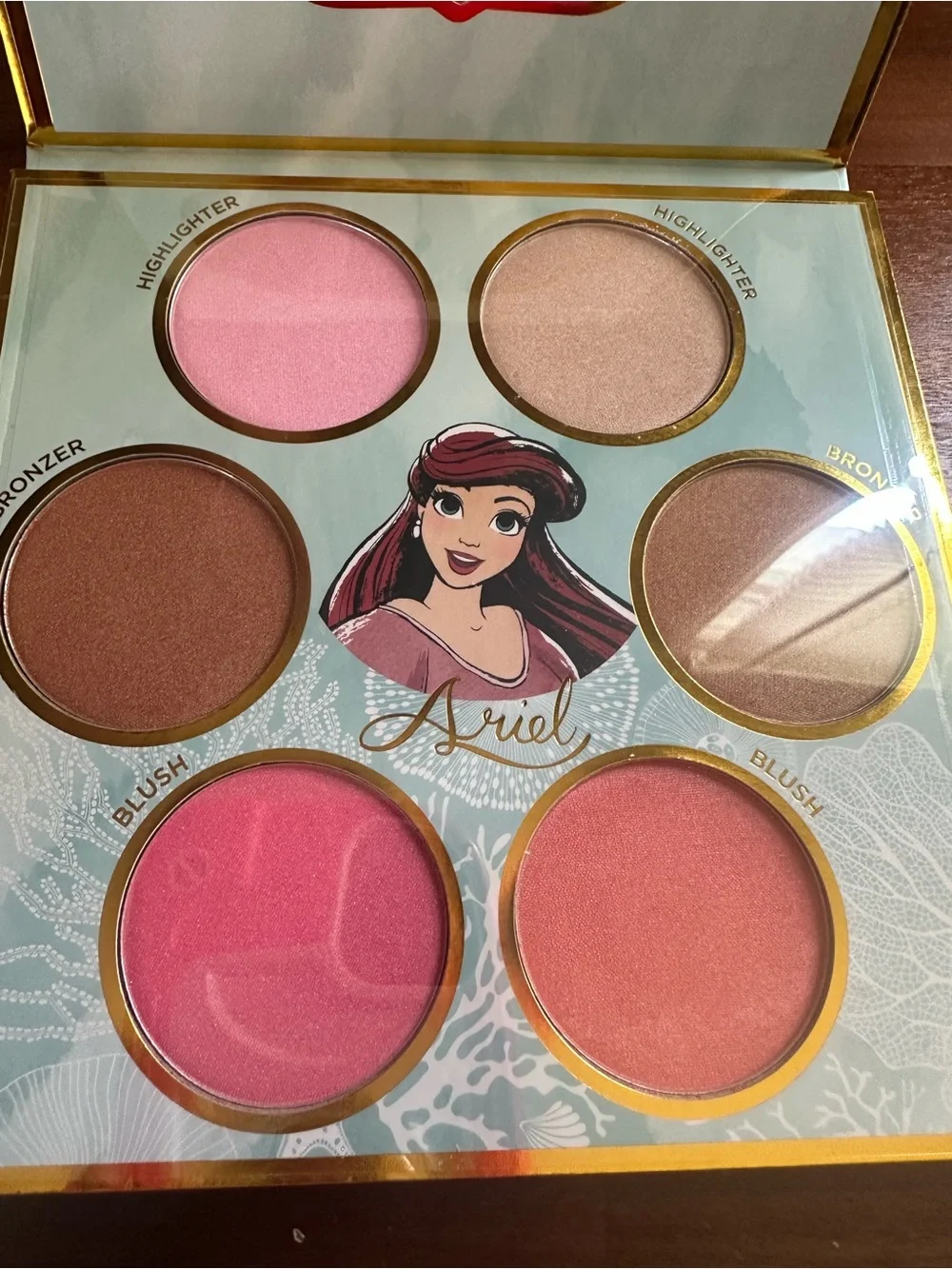 Disney Princess ARIEL Complexion Palette - Bronzer/Highlighter/Blush - 6 Shades